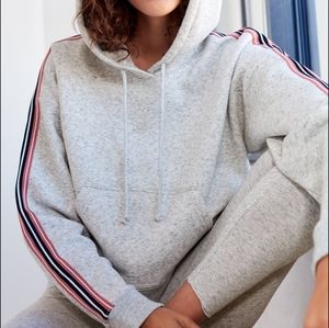 Aritzia TNA Iconic Hoodie - Light Grey - size S